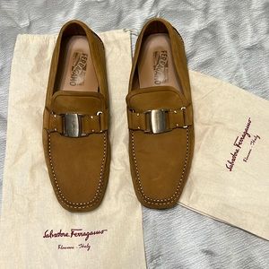 Salvatore Ferragamo Tan Calf Suede Drivers Sz 9EE